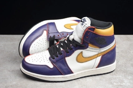 CHICAGO SB JORDAN 1 AIR LAKERS NIKE 0818